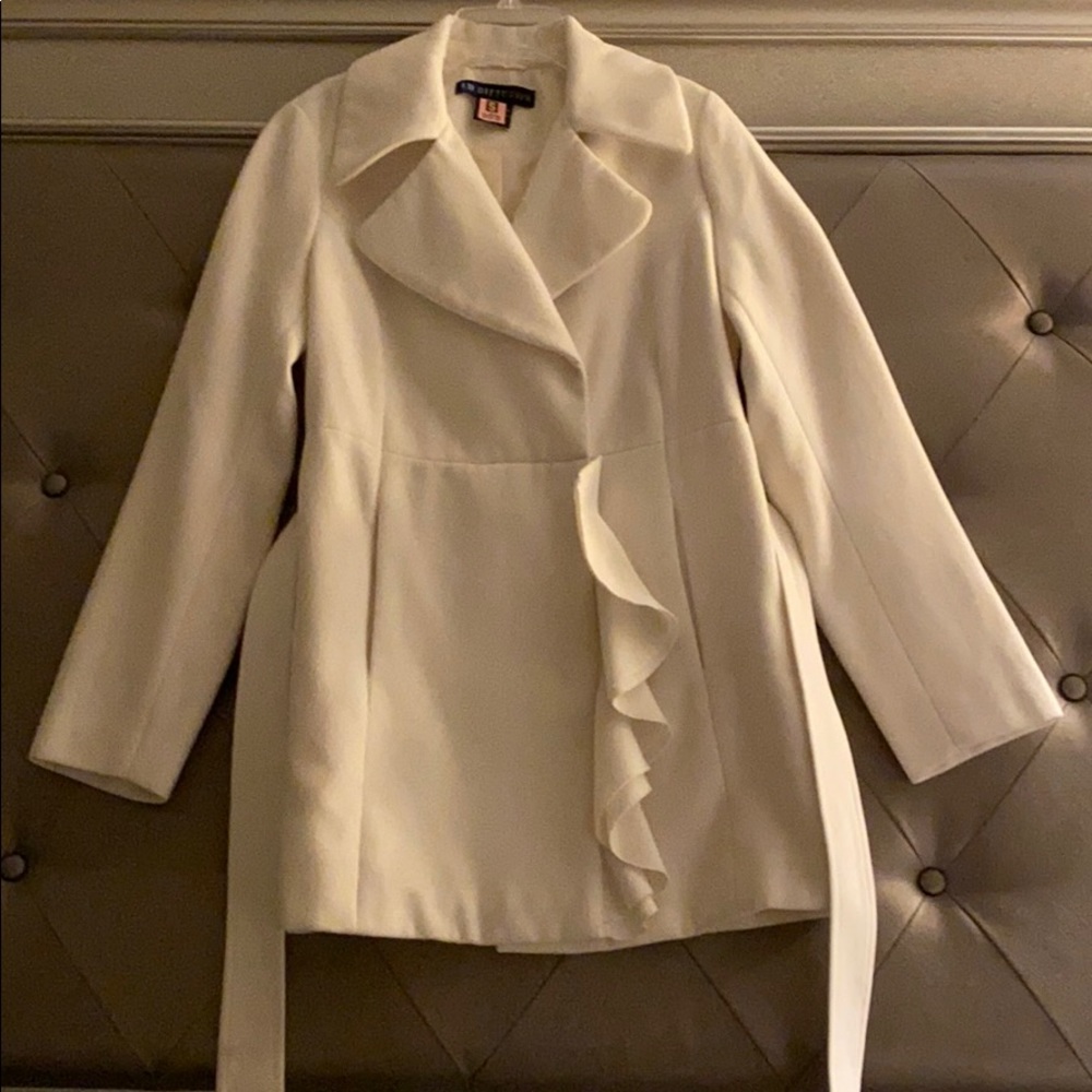 Gorgeous Skater Belted Coat. - Picture 3 of 3